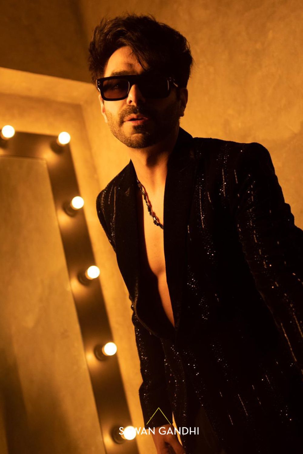 Aparshakti Khurana in Black velvet swarosvki stripe jacket