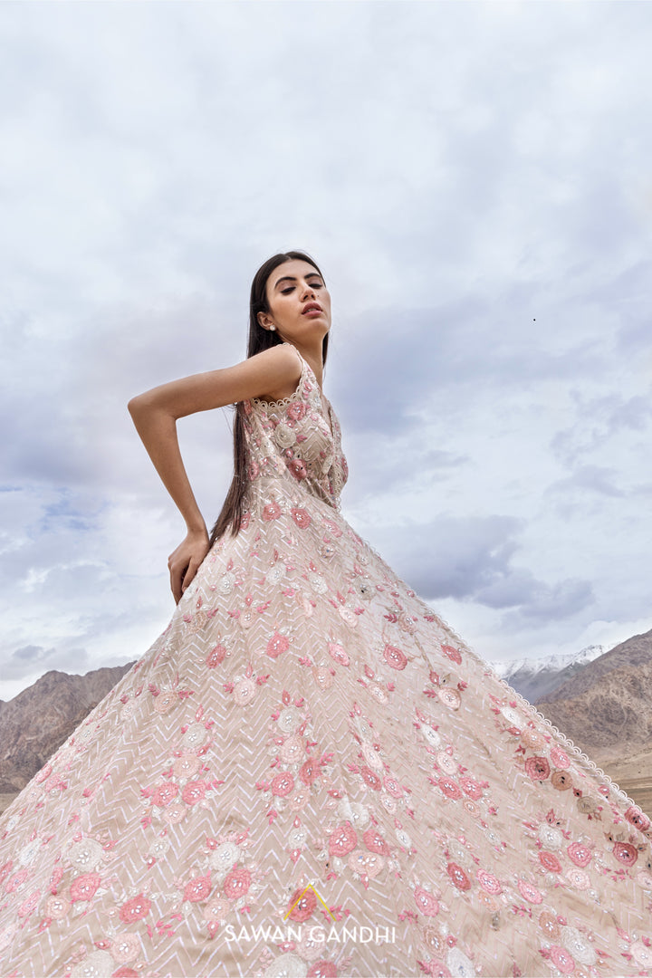 Beige floral appliqué cape set