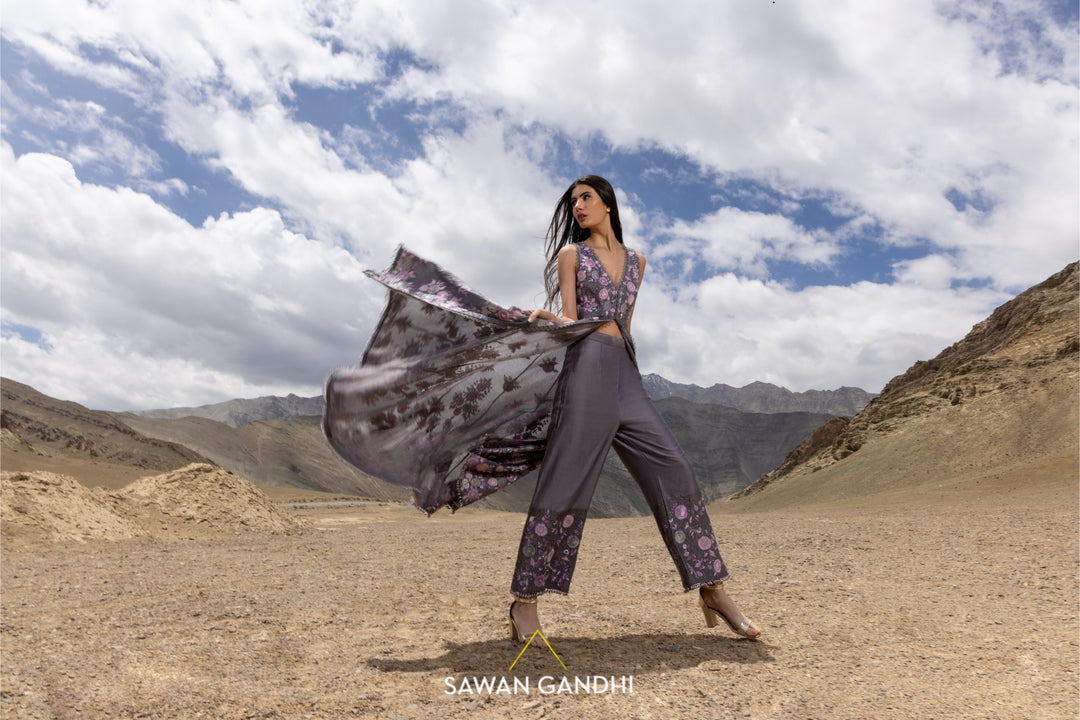 Grey appliques sequins cape