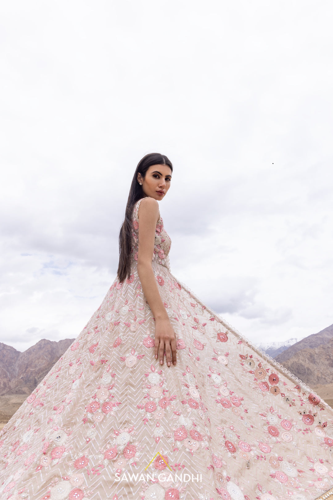 Beige floral appliqué cape set