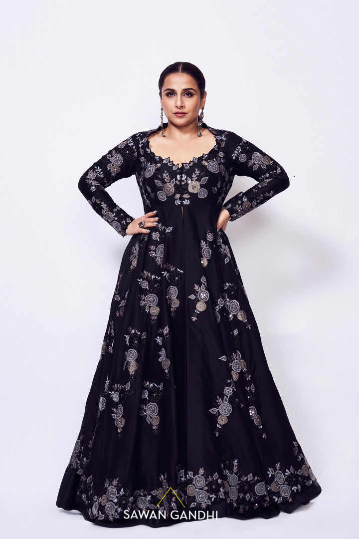 Vidya Balan in Black appliqué cape