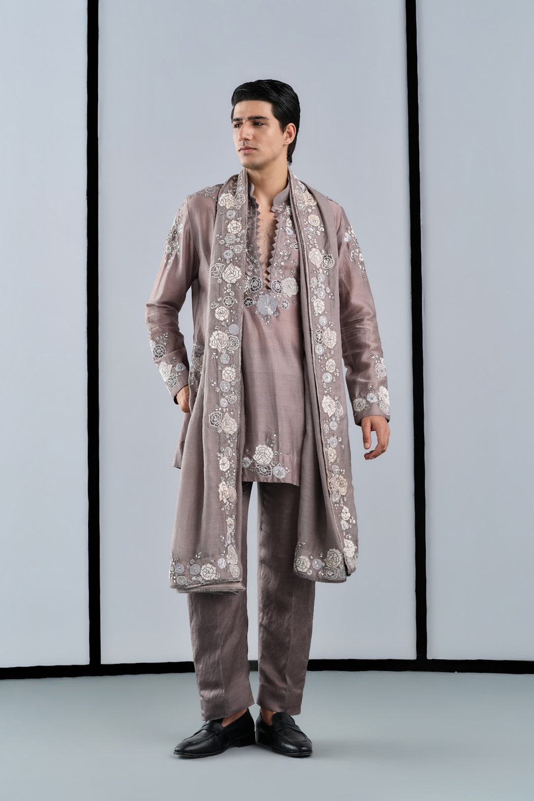 Taupe chandheri applique kurta with stole set