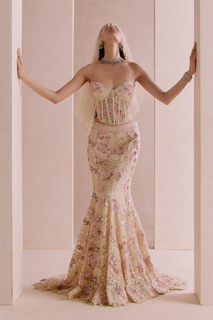 Ivory applique fishcut