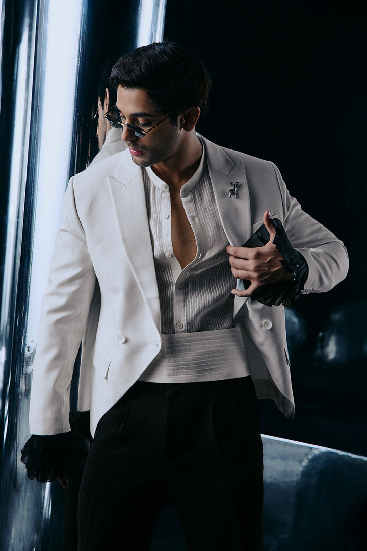 Ivory Butlar cut jacket