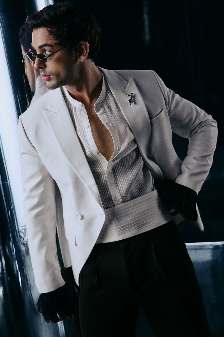 Ivory Butlar cut jacket