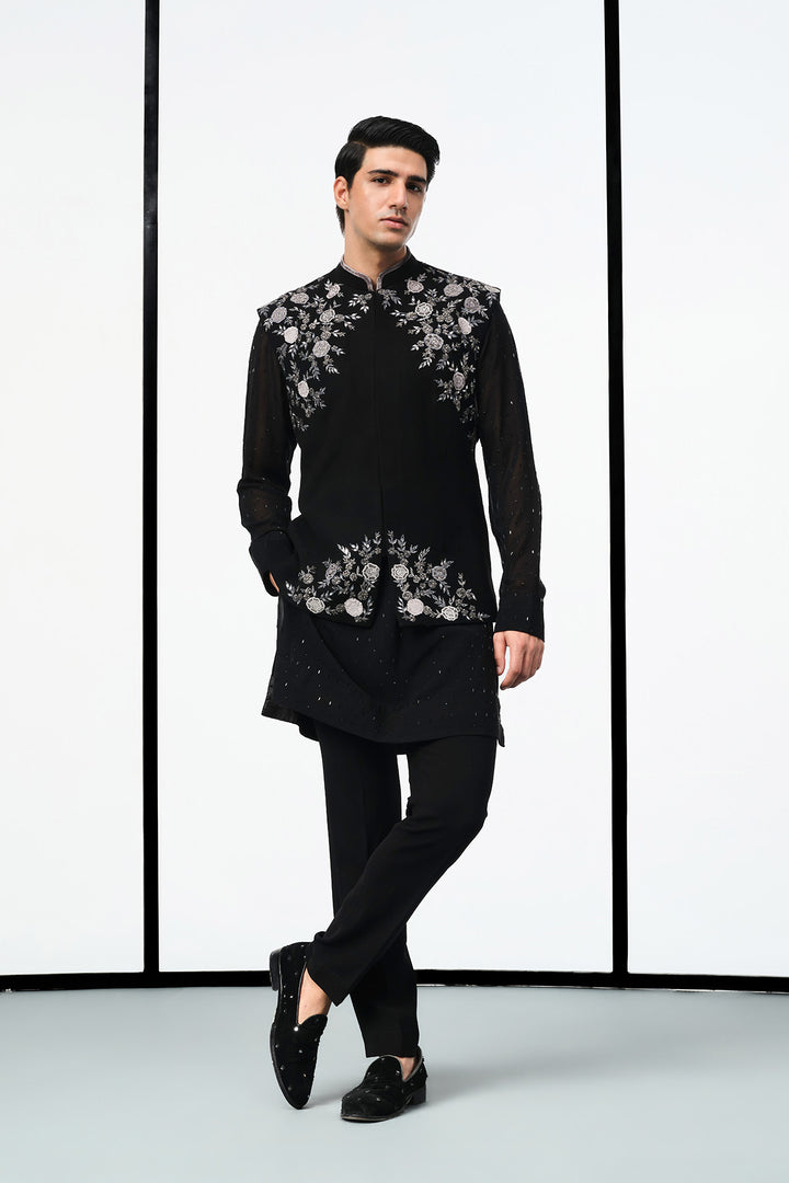 Black applique work nehru set