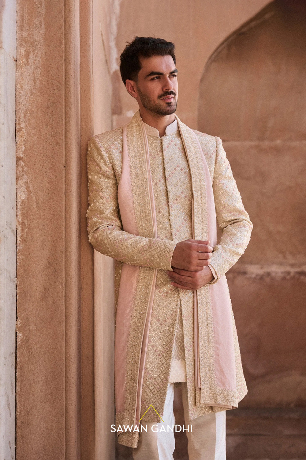 Pink dupeon silk stole with ivory border