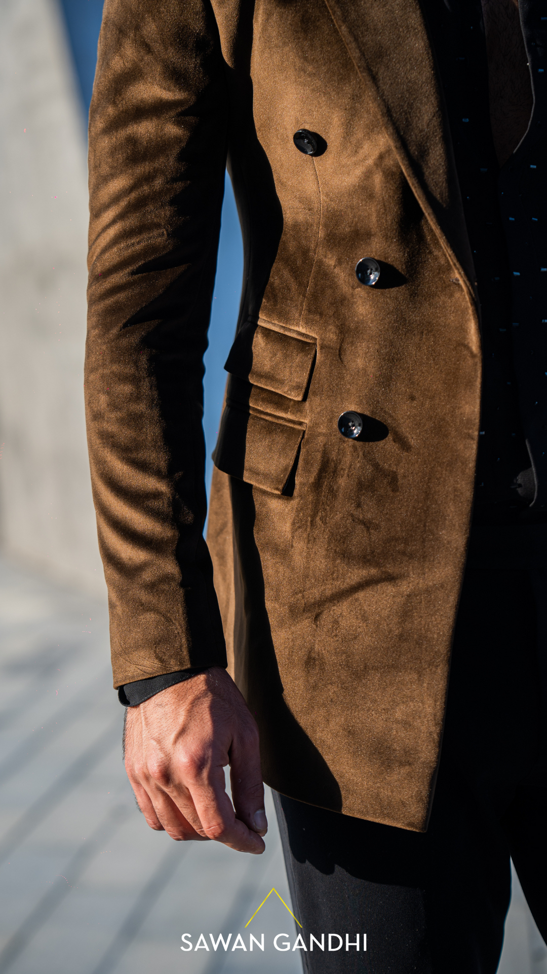 COFFEE-BROWN VELVET JACKET