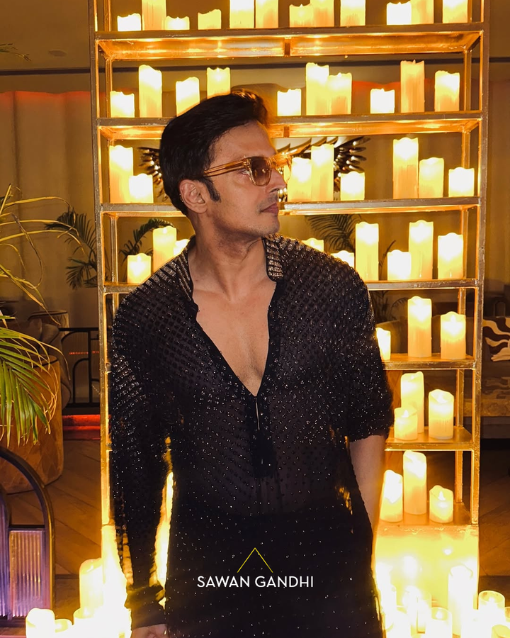 Vivek Dhadha in Black Ombre Cutdana Kurta