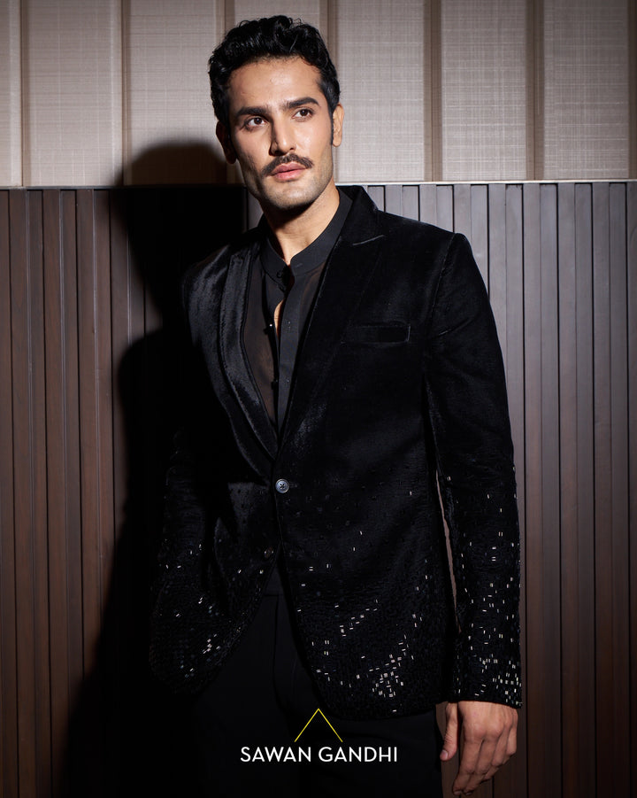 Noir cutdana scattered down jacket