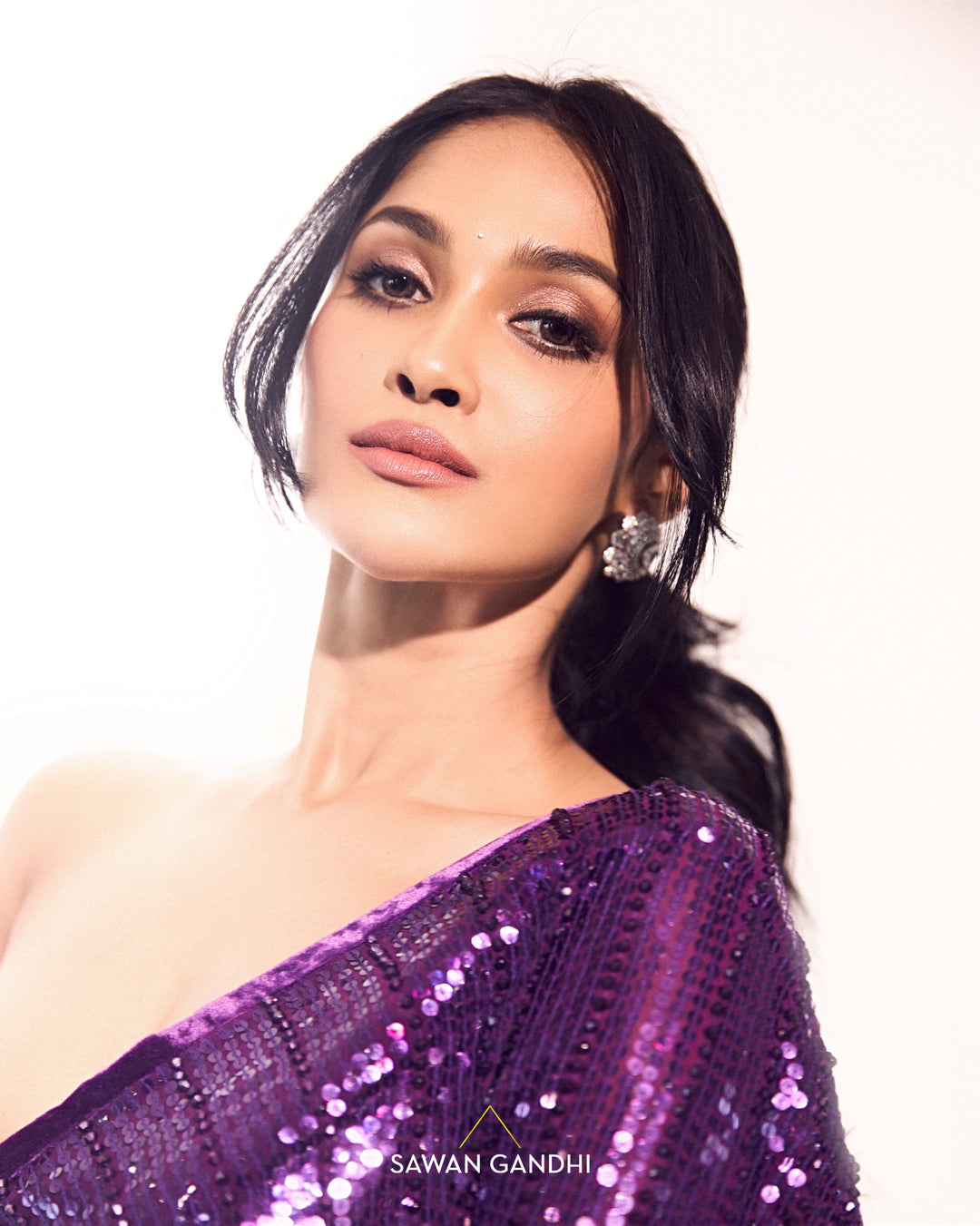 Sushrii Mishraa in Royal purple to black ombré saree