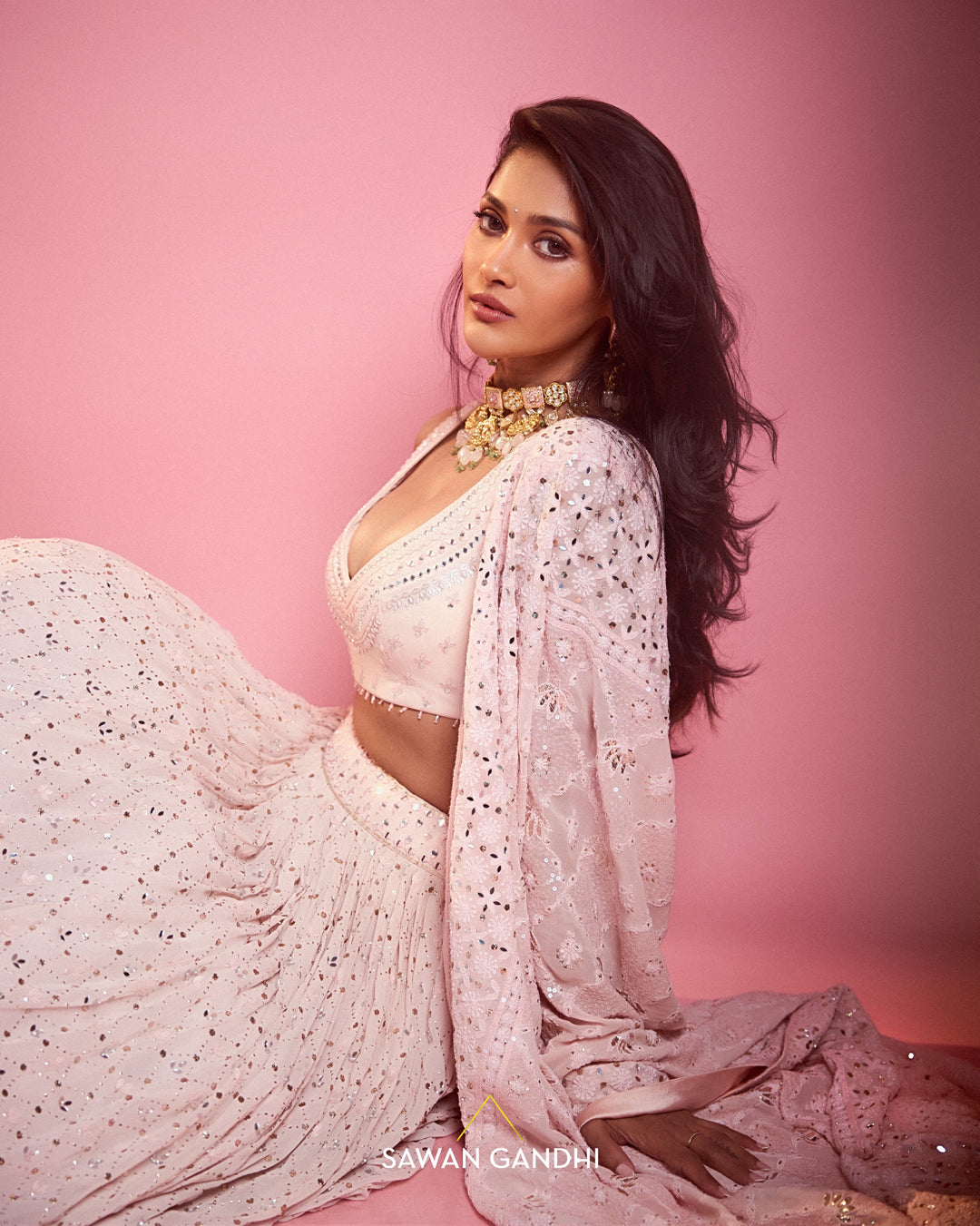 Sushrii Mishraa in Baby pink Chikankari border lehenga