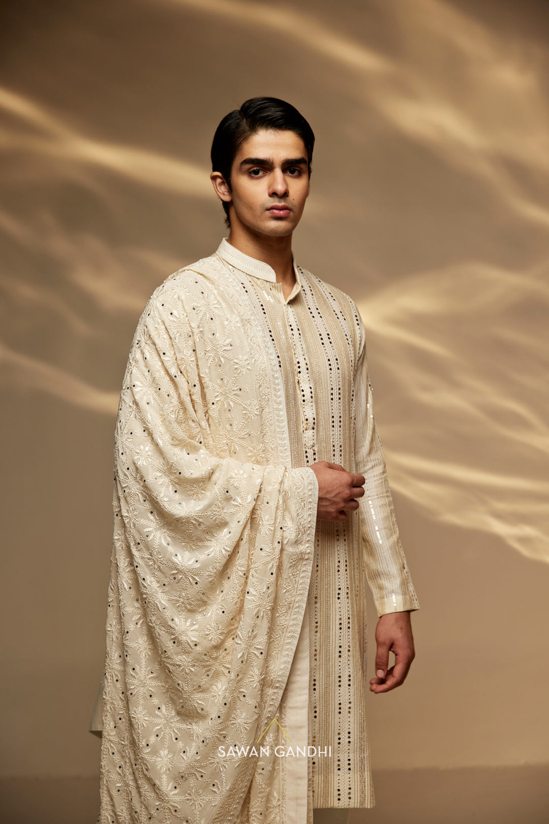 Ivory mukaish and zari work kurta