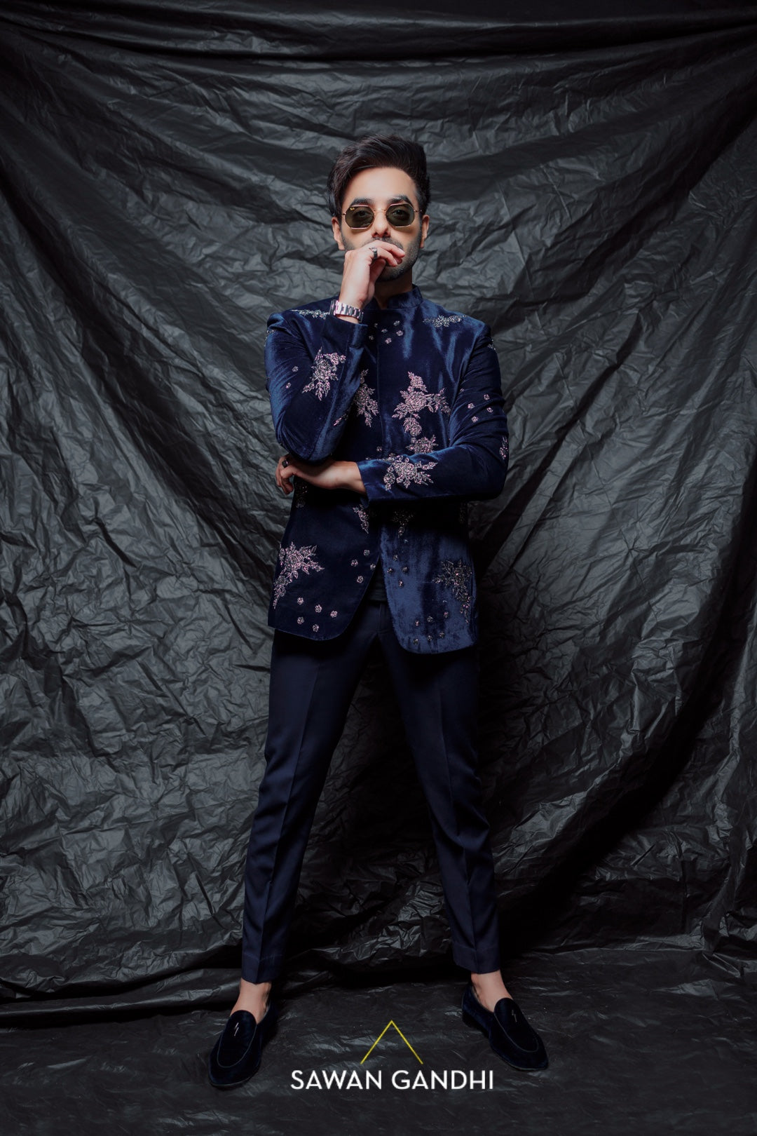 Aparshakti khurana in Midnight blue cutdana bandgala